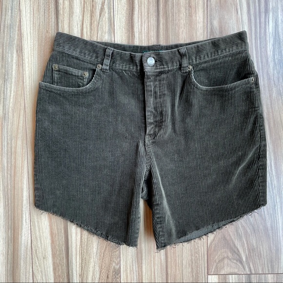 Vintage Corduroy RL Shorts in Army Green - 27/28 - Picture 2 of 4